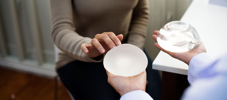 Choosing breast implants